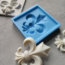 Load image into Gallery viewer, Fleur De Lis 3d Tile Mold, Heraldic lily mould for tile or just applique of fleur de lis onlay, backsplash tile, mold for resin
