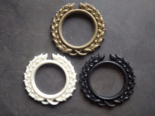 Load image into Gallery viewer, Roman Wreath Resin Applique. Caesar wreath moulding, wall wreath, door wreath, resin onlay
