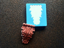 Load image into Gallery viewer, Silicone mould for acanthus decorative element , mold for clay, Furniture Appliques, acanthus onlay
