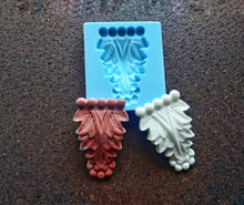 Load image into Gallery viewer, Silicone mould for acanthus decorative element , mold for clay, Furniture Appliques, acanthus onlay
