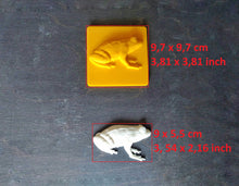 Load image into Gallery viewer, Frog tile mold, Silicone mould, toad applique , concrete mold , cement mold , backsplash tiles, mold for resin, frog moulding
