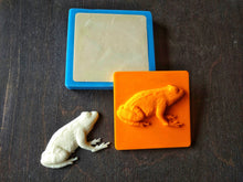 Load image into Gallery viewer, Frog 3d tile mold , Silicone mould , toad applique , concrete mold , cement mold , backsplash tiles, mold for resin, frog moulding
