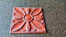 Load image into Gallery viewer, Mold for Square tile with texture 3,93 x 3,93 in (10x10cm) tiles mold, mold for concrete, mold for gypsum, mold for resin, mouldings
