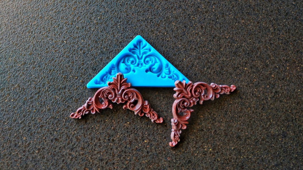 Silicone mold for shabby chic corners, furniture appliques, decorative corner mouldings, mold for clay, mold for resin, furniture overlays