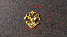 Load image into Gallery viewer, Silicone mold for ornate royal element , Wall pediments, mold for clay, mold for resin, french style moudling
