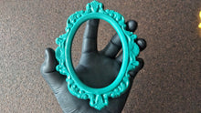 Load image into Gallery viewer, Vintage photo frame silicone mold 16x12cm, silicone mould for photo frames castings, molds for resin frames, moulds for plaster frames
